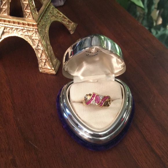 10k Gold diamond & Ruby ring w/appraisal - Picture 3 of 11